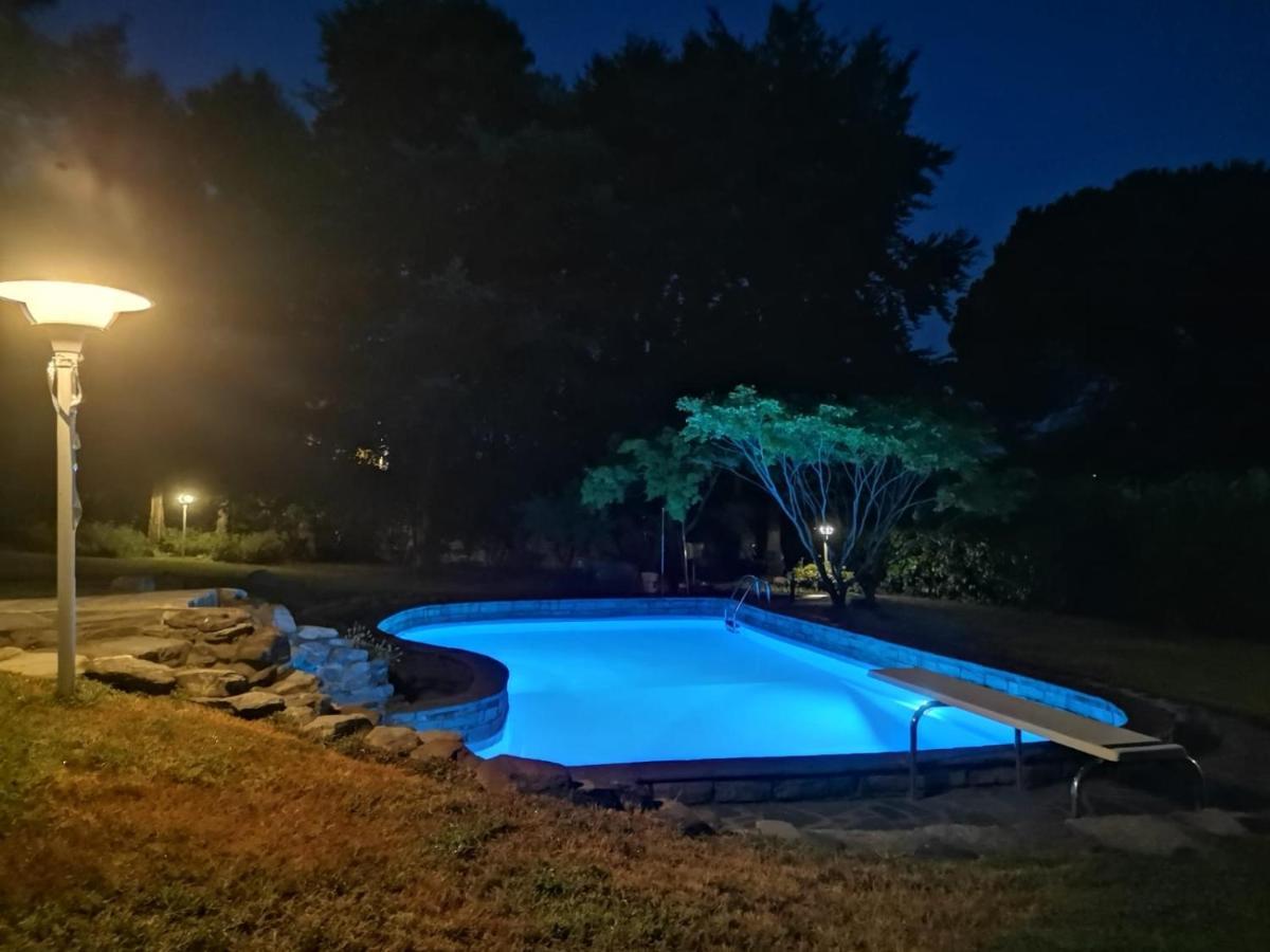 Villa Alice Lesa Exterior foto