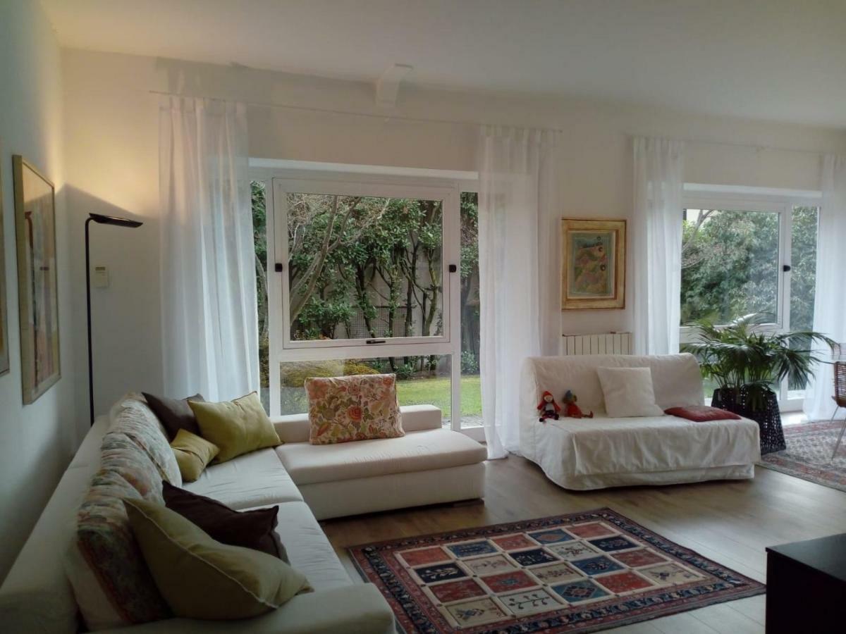 Villa Alice Lesa Exterior foto