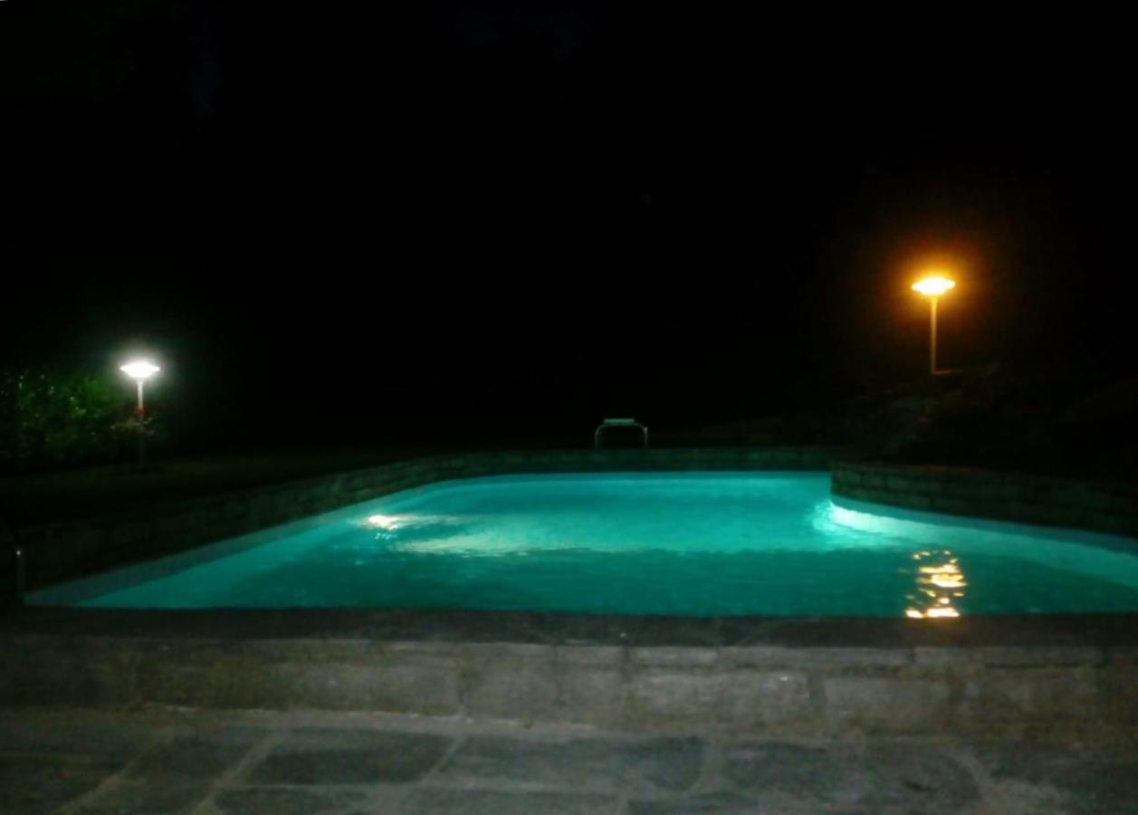 Villa Alice Lesa Exterior foto